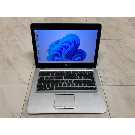 ULTRABOOK A-- 12.5" HP EliteBook 820 G3 8GB SSD 256GB i5-6300U GARANZIA