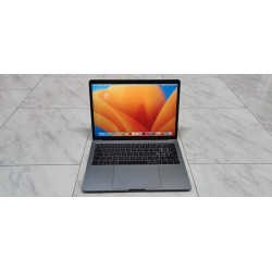 APPLE A-- 13.3" MACBOOK A3240